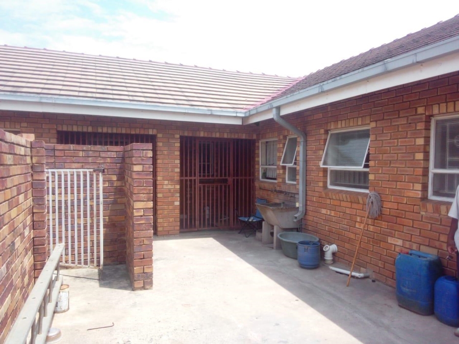 To Let 4 Bedroom Property for Rent in Burgersfort Limpopo