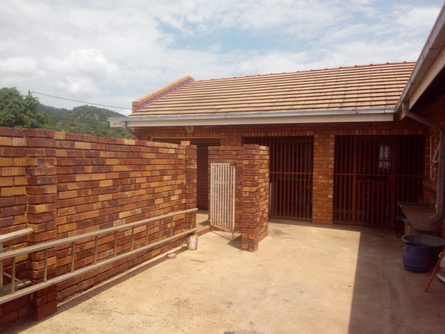 To Let 4 Bedroom Property for Rent in Burgersfort Limpopo