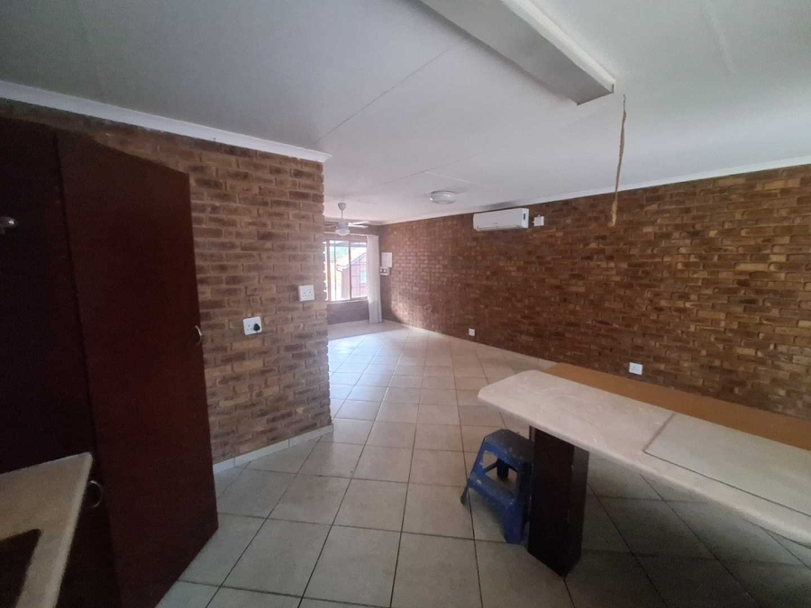 3 Bedroom Property for Sale in Leeupoort Limpopo