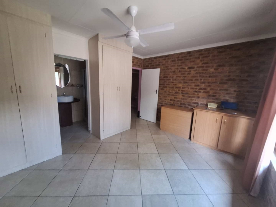 3 Bedroom Property for Sale in Leeupoort Limpopo