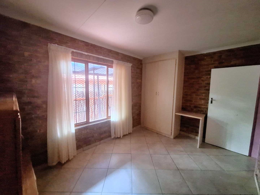 3 Bedroom Property for Sale in Leeupoort Limpopo