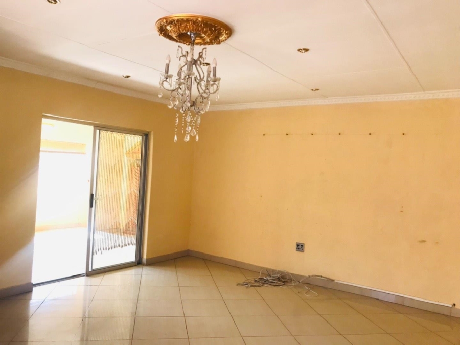 8 Bedroom Property for Sale in Polokwane Central Limpopo