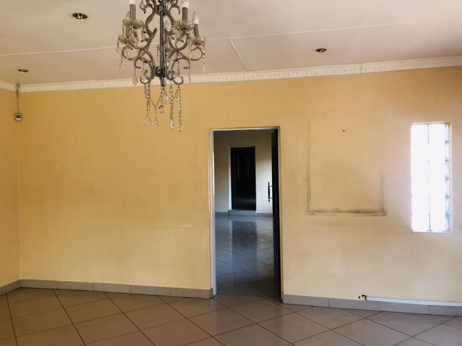 8 Bedroom Property for Sale in Polokwane Central Limpopo