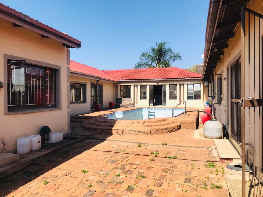 8 Bedroom Property for Sale in Polokwane Central Limpopo