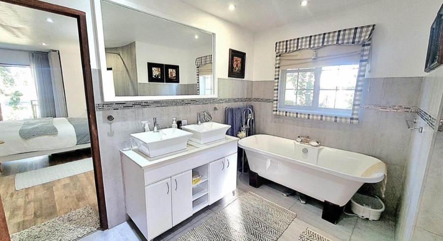 4 Bedroom Property for Sale in Modimolle Rural Limpopo