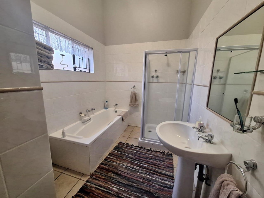 3 Bedroom Property for Sale in Leeupoort Limpopo