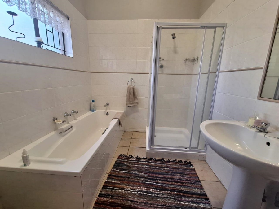 3 Bedroom Property for Sale in Leeupoort Limpopo
