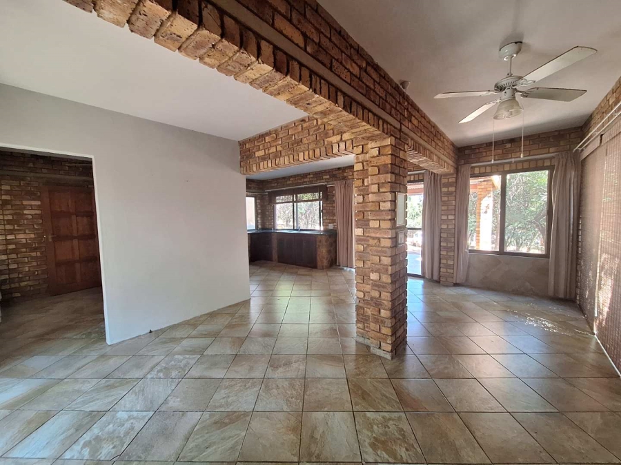 2 Bedroom Property for Sale in Leeupoort Limpopo