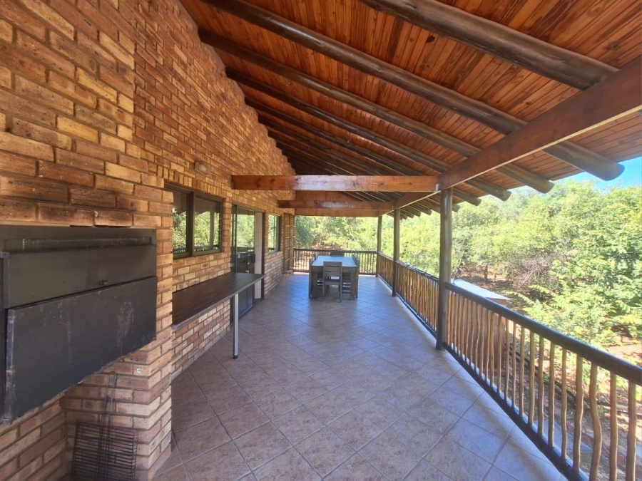 4 Bedroom Property for Sale in Leeupoort Limpopo