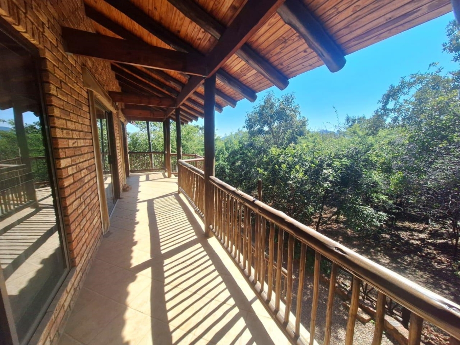 4 Bedroom Property for Sale in Leeupoort Limpopo