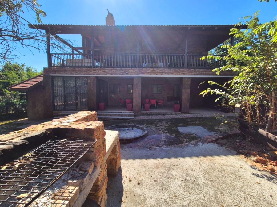 4 Bedroom Property for Sale in Leeupoort Limpopo