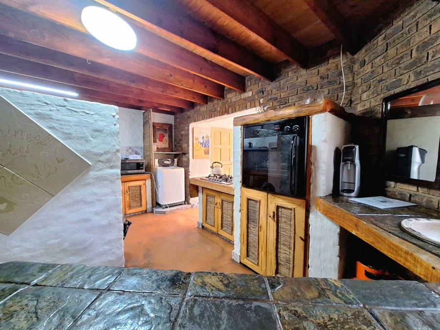 5 Bedroom Property for Sale in Leeupoort Limpopo
