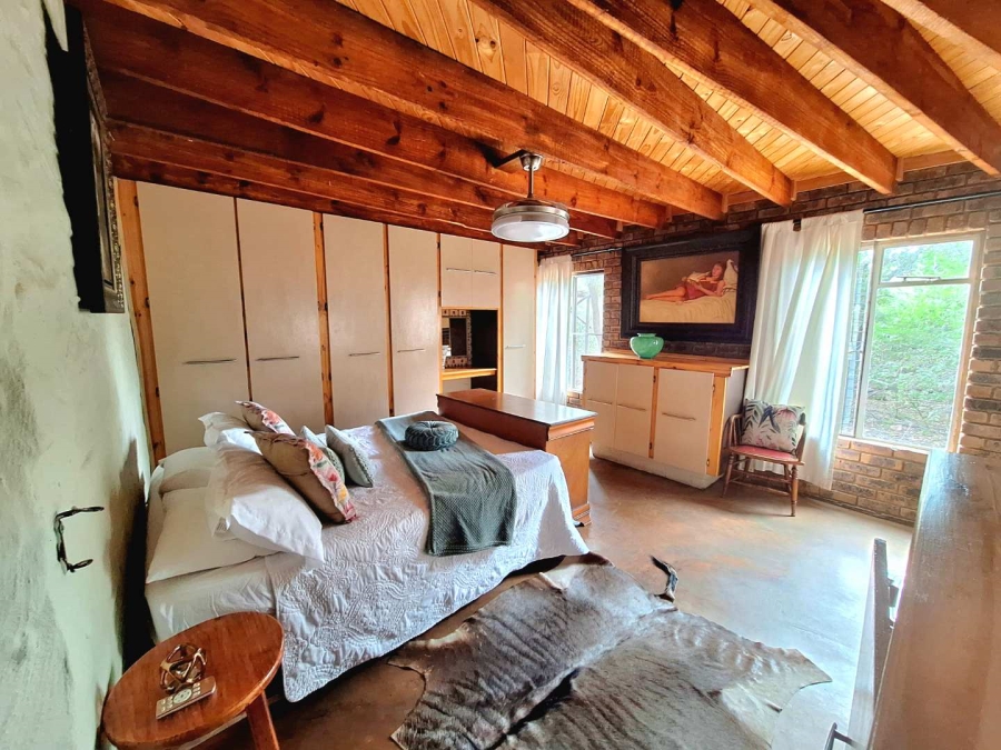 5 Bedroom Property for Sale in Leeupoort Limpopo