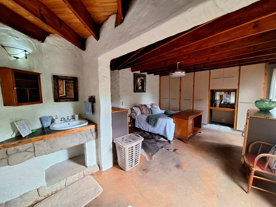 5 Bedroom Property for Sale in Leeupoort Limpopo