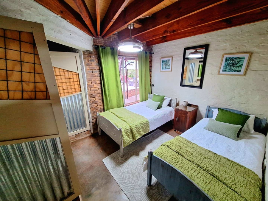 5 Bedroom Property for Sale in Leeupoort Limpopo