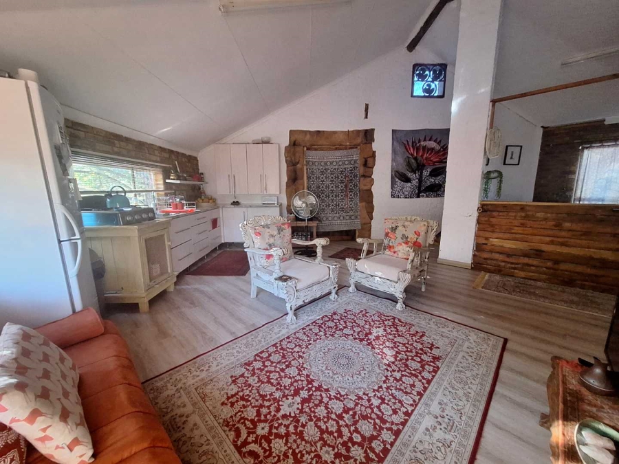 5 Bedroom Property for Sale in Leeupoort Limpopo