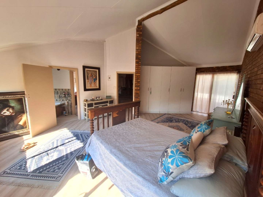 5 Bedroom Property for Sale in Leeupoort Limpopo