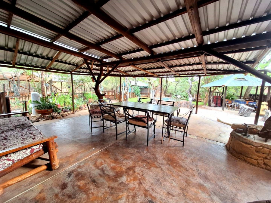 5 Bedroom Property for Sale in Leeupoort Limpopo