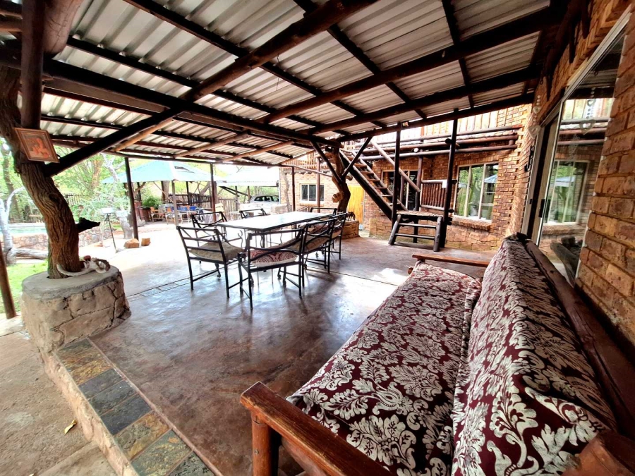 5 Bedroom Property for Sale in Leeupoort Limpopo