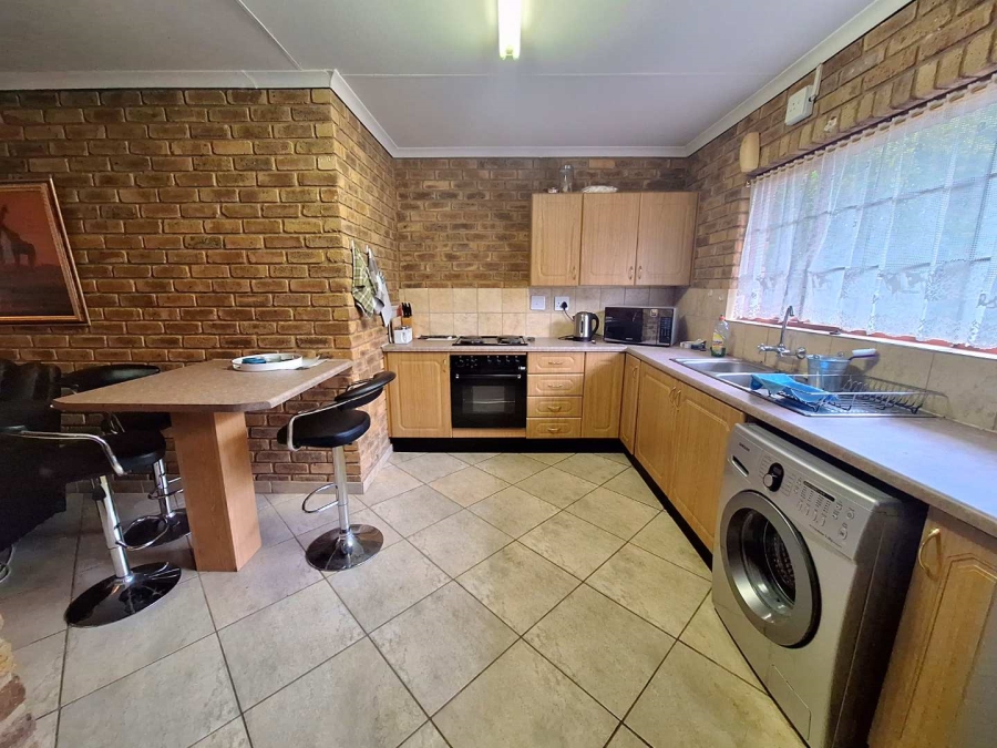 2 Bedroom Property for Sale in Leeupoort Limpopo