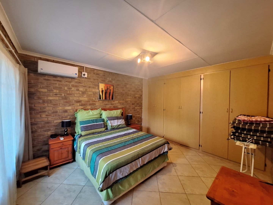 2 Bedroom Property for Sale in Leeupoort Limpopo