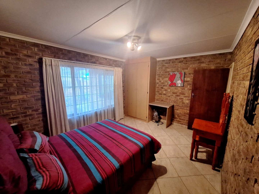 2 Bedroom Property for Sale in Leeupoort Limpopo