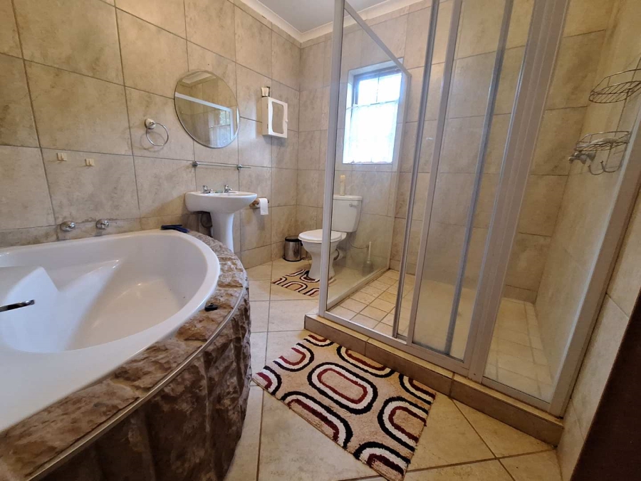 2 Bedroom Property for Sale in Leeupoort Limpopo