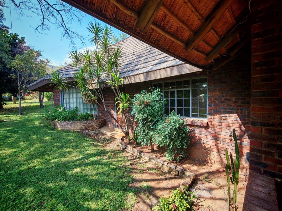 5 Bedroom Property for Sale in Steelpoort Limpopo