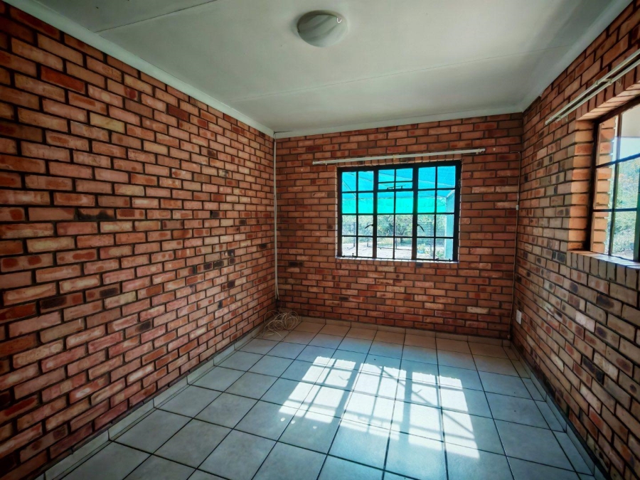 5 Bedroom Property for Sale in Steelpoort Limpopo