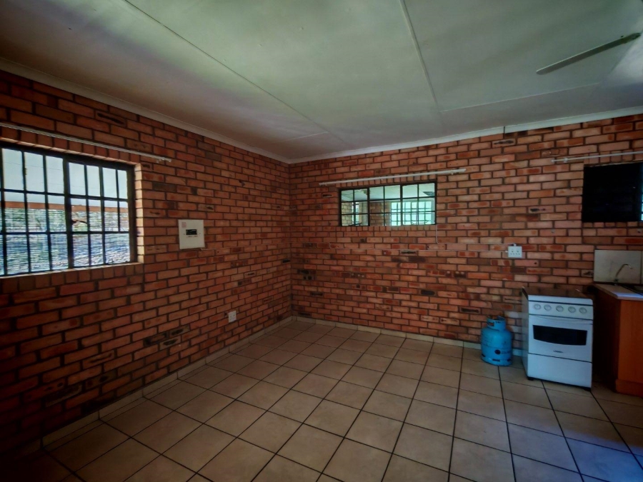 5 Bedroom Property for Sale in Steelpoort Limpopo