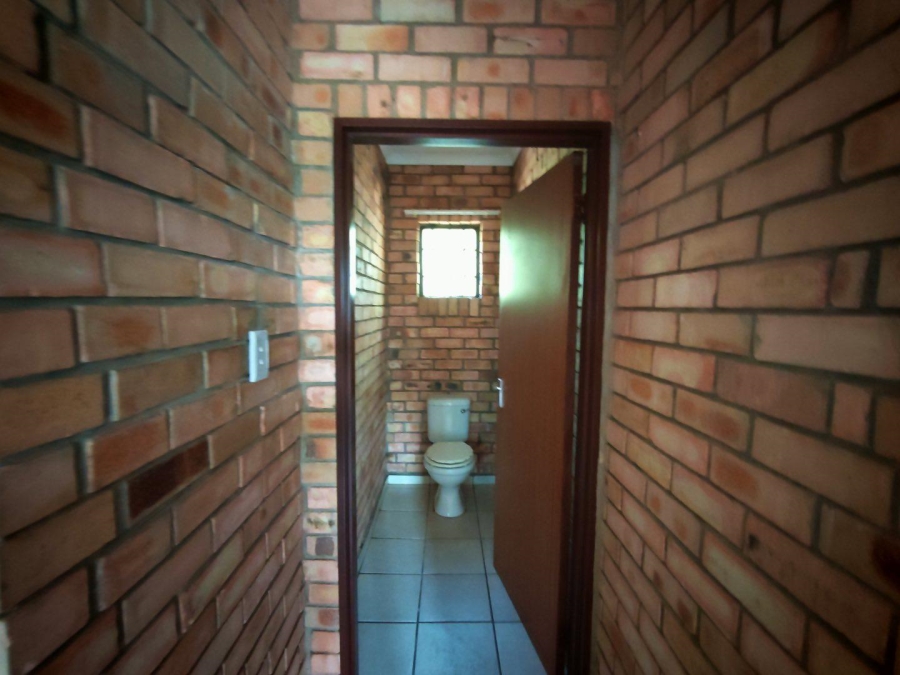 5 Bedroom Property for Sale in Steelpoort Limpopo
