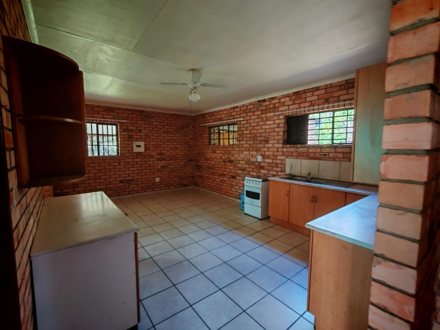5 Bedroom Property for Sale in Steelpoort Limpopo