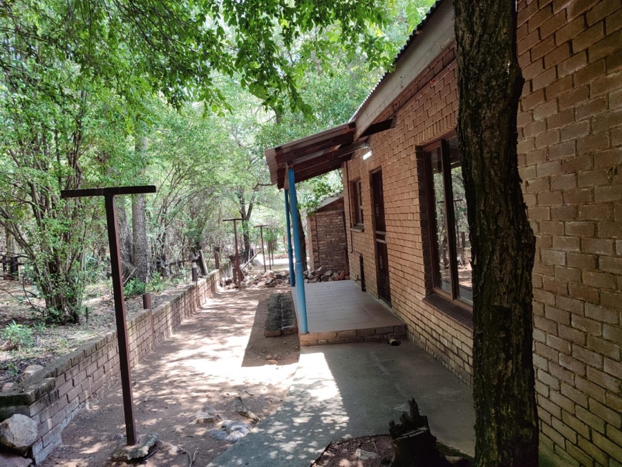 3 Bedroom Property for Sale in Leeupoort Limpopo