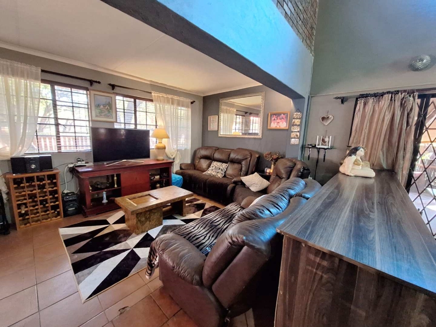 4 Bedroom Property for Sale in Leeupoort Limpopo