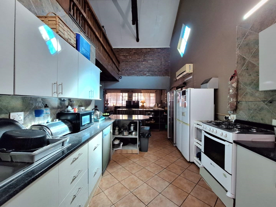 4 Bedroom Property for Sale in Leeupoort Limpopo