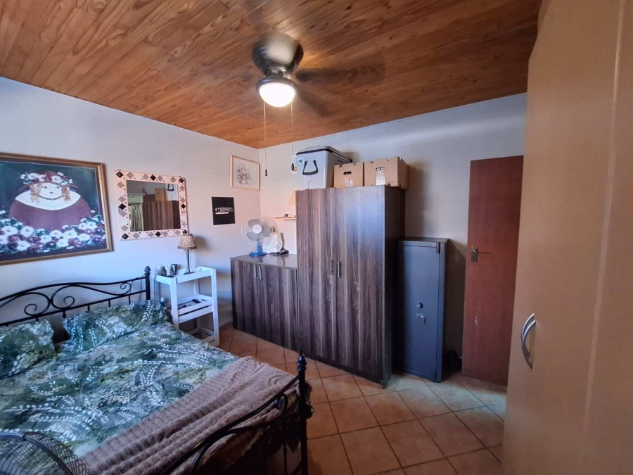 4 Bedroom Property for Sale in Leeupoort Limpopo