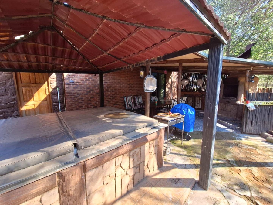 4 Bedroom Property for Sale in Leeupoort Limpopo