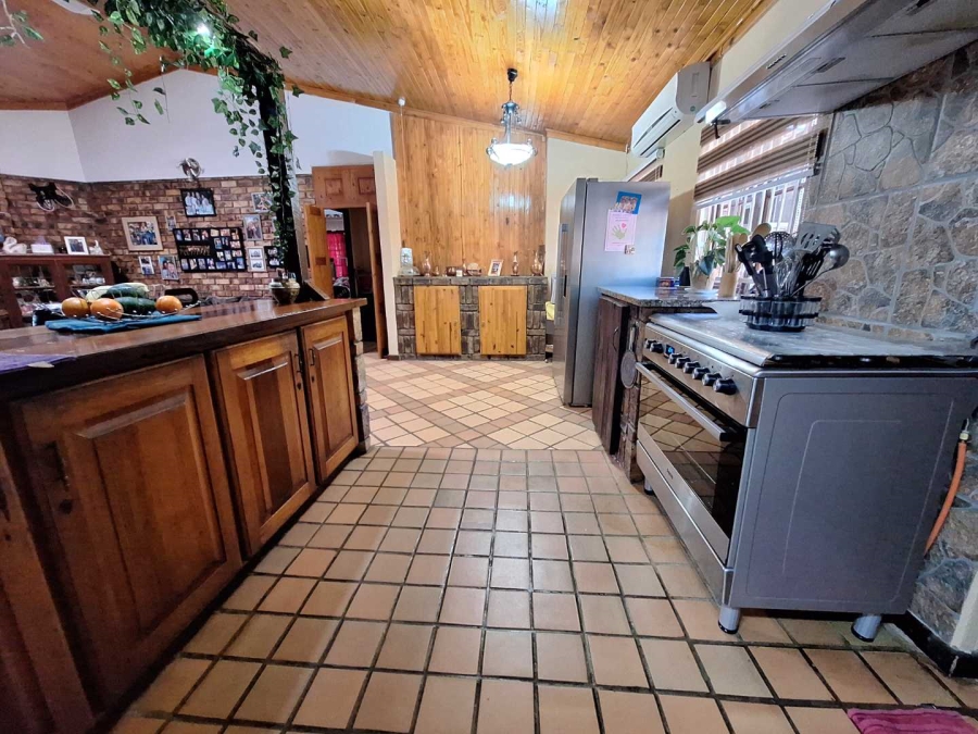 3 Bedroom Property for Sale in Leeupoort Limpopo