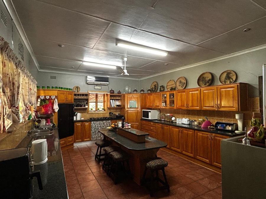 6 Bedroom Property for Sale in Tzaneen Rural Limpopo