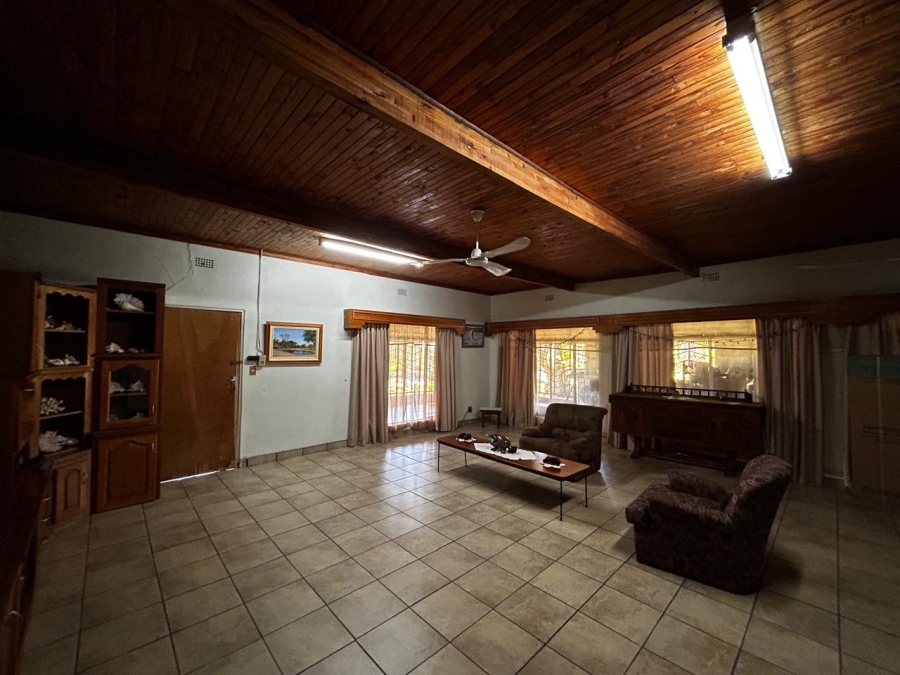6 Bedroom Property for Sale in Tzaneen Rural Limpopo