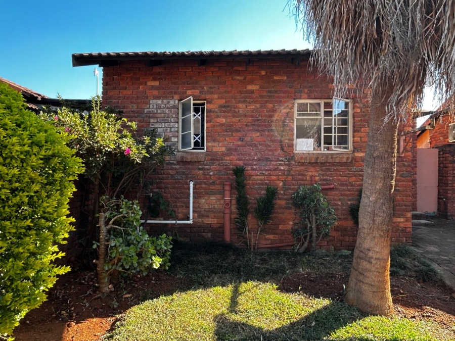 2 Bedroom Property for Sale in Aquapark Limpopo