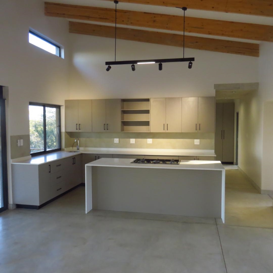 3 Bedroom Property for Sale in Hoedspruit Limpopo