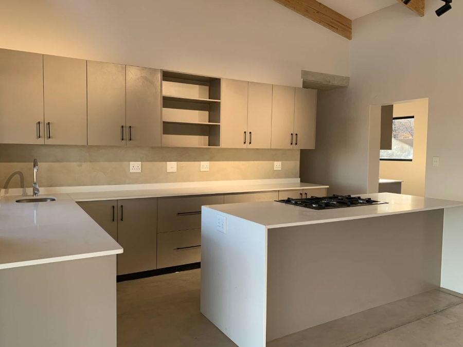 3 Bedroom Property for Sale in Hoedspruit Limpopo