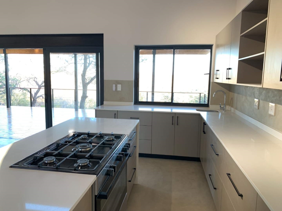 3 Bedroom Property for Sale in Hoedspruit Limpopo