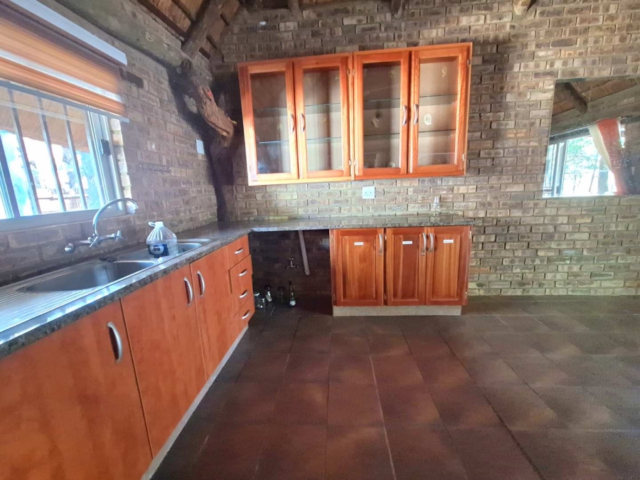 2 Bedroom Property for Sale in Leeupoort Limpopo