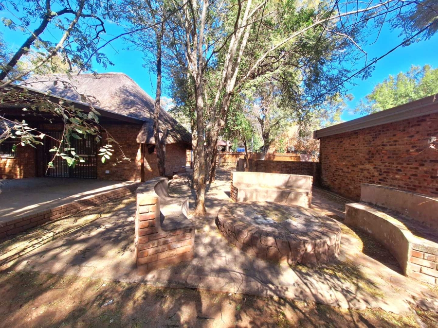 2 Bedroom Property for Sale in Leeupoort Limpopo