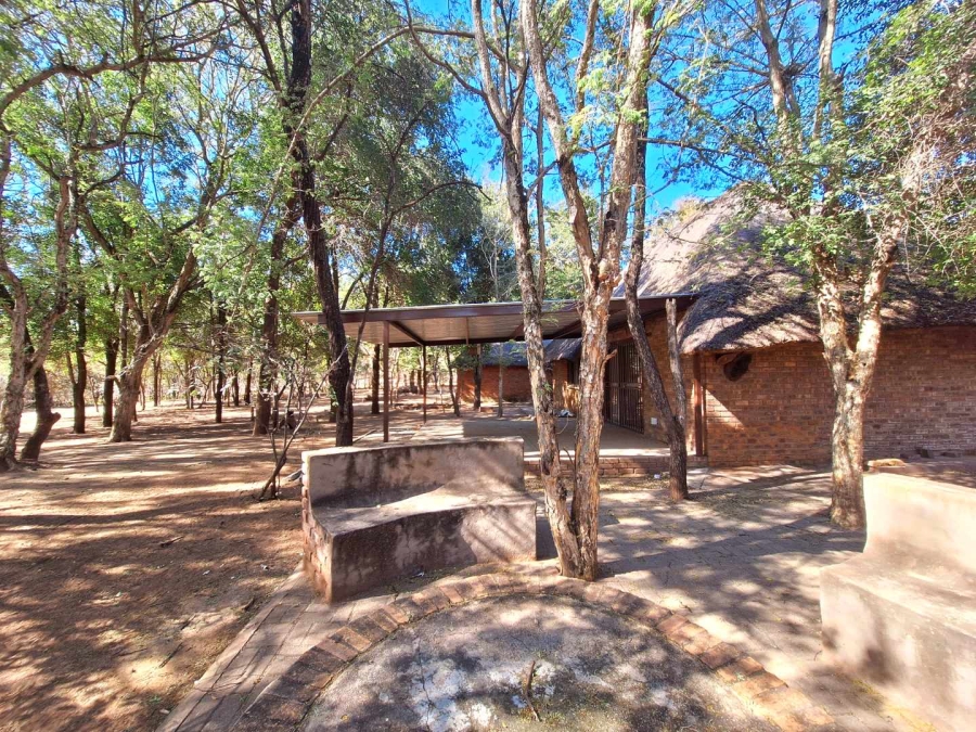 2 Bedroom Property for Sale in Leeupoort Limpopo