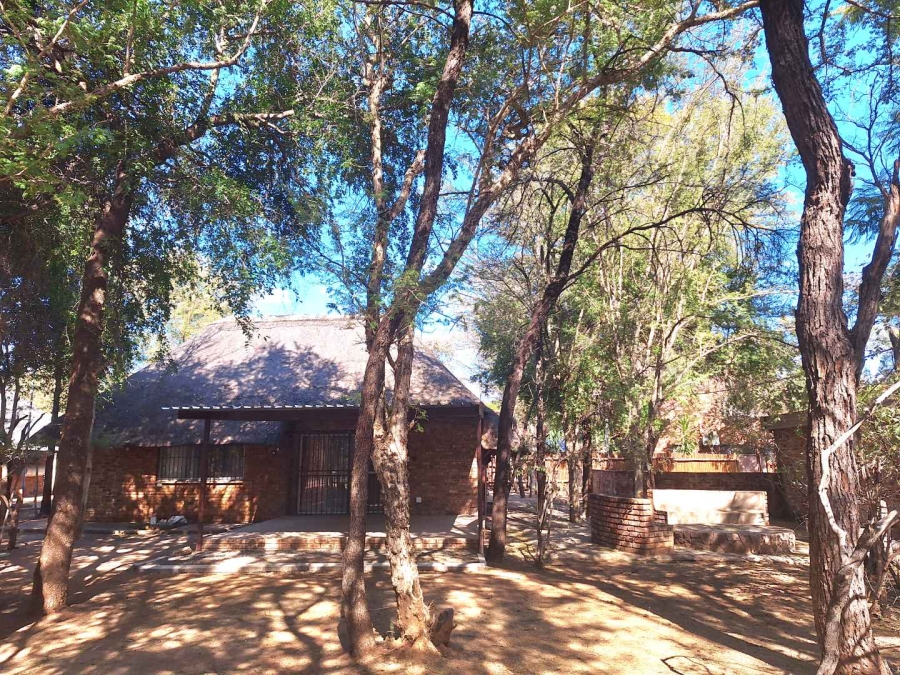 2 Bedroom Property for Sale in Leeupoort Limpopo