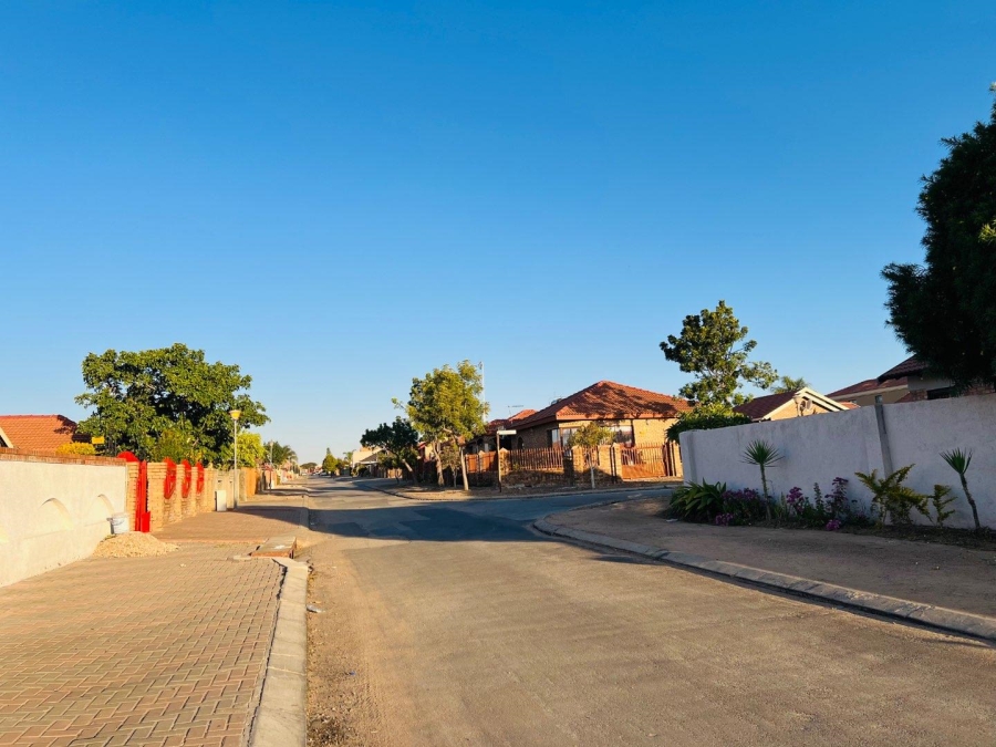 3 Bedroom Property for Sale in African Jewel Limpopo