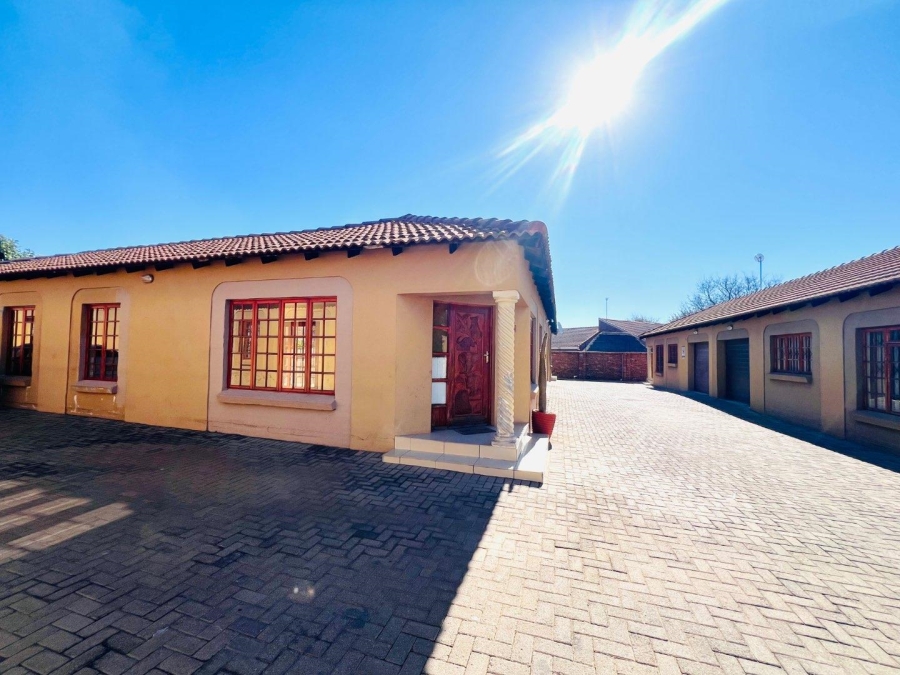 3 Bedroom Property for Sale in Bendor Limpopo
